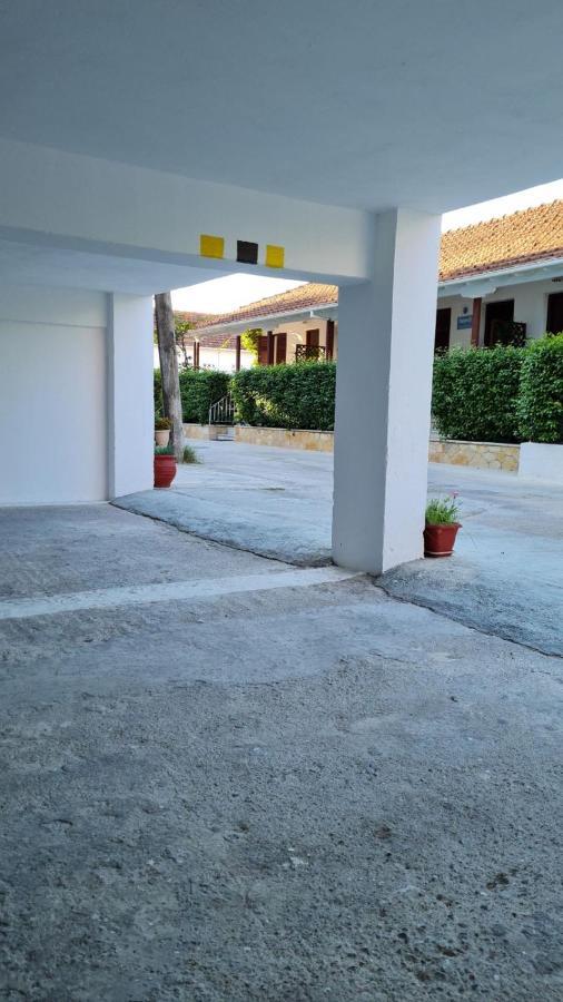 The Beach House Nydri  Extérieur photo